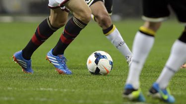 americateve | El brasile&ntilde;o Kak&aacute; del Milan durante el partido ante Udinese por la liga italiana el s&aacute;bado 19 de octubre de 2013. (AP Foto/Luca Bruno)