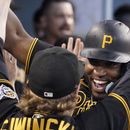 Piratas doblegan a Dodgers y los barren