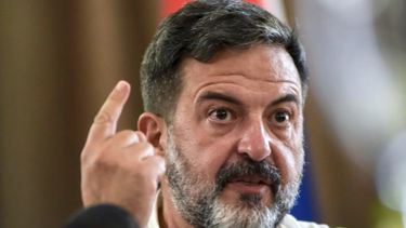 eurodiputado espanol del partido izquierda unida cataloga de ´lamebotas´ y ´lacayos´ a organizadores de la marcha del 15n