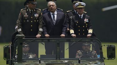 Negativa de jefe militar a hablar en Congreso desata crítica