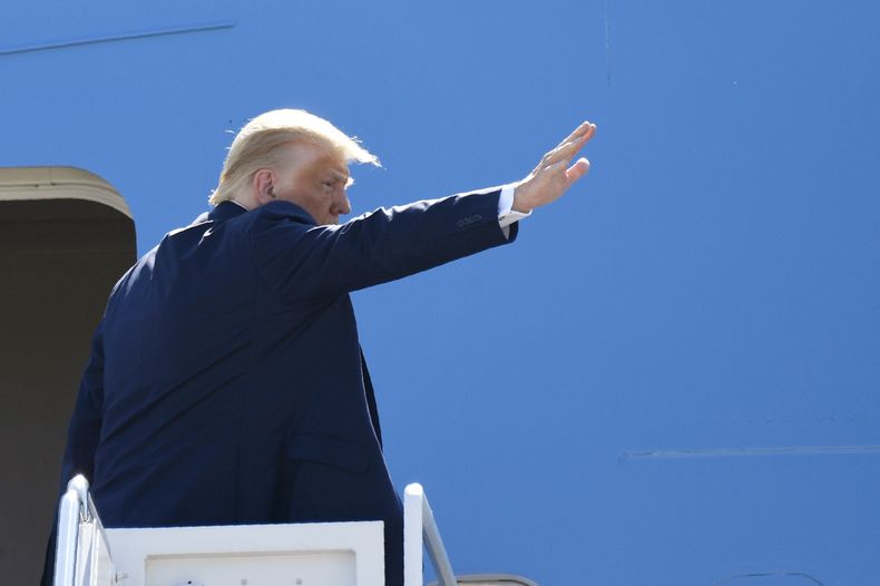 AMN-GEN_CORONAVIRUS-TRUMP_MEDICA-0.jpg