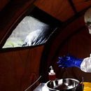 Médicos cubanos en Guinea aún esperan entrenamiento