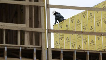 Fuerte aumento de contrataciones en EEUU