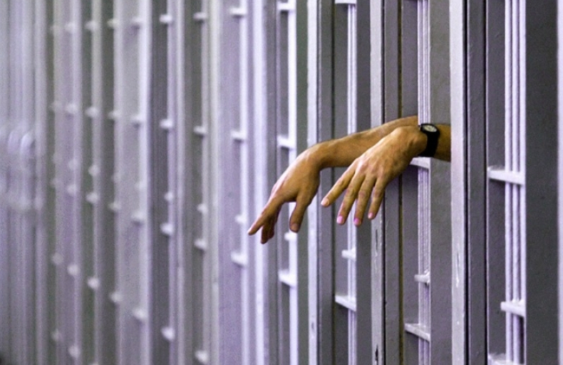 Vecinos y pacientes del hospital "Carlos Manuel de Céspedes", en Bayamo, se quejan del mal olor que brota del centro hospitalario cuando se incineran desechos orgánicos.