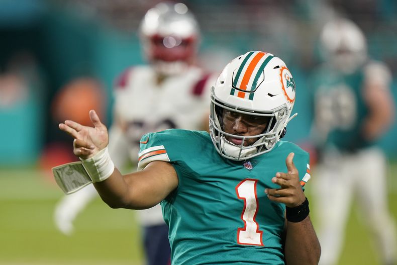 DEP-NFL PATRIOTS-DOLPHINS