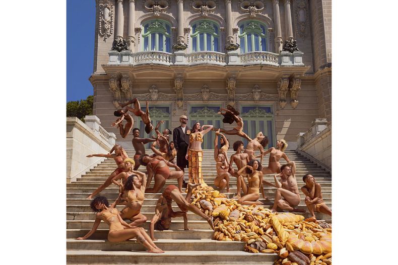 Esta portada proporcionada por Virgin Music Group muestra Bread de Sofi Tukker. (Virgin Music Group vía AP)