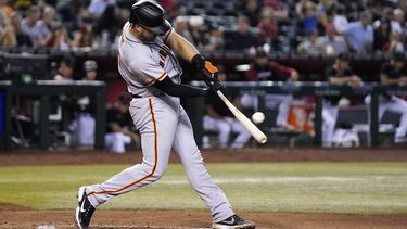Gigantes remontan para ganar 7-5 a los Diamondbacks