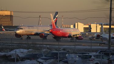 EEUU busca cortar exportaciones a 3 aerolíneas rusas
