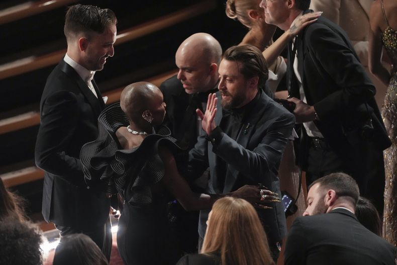 Cynthia Erivo, izquierda, y Kieran Culkin entre el público en los premios Oscar el domingo 2 de marzo de 2025 en el Teatro Dolby de Los Ángeles. (Foto AP/Chris Pizzello)