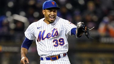 Mets contratan a Díaz por 5 años y 102 millones