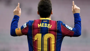 venden una iconica camiseta de lionel messi por un precio record
