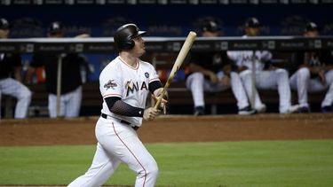 Ozuna define con sencillo en el 9no, Miami derrota a Nats