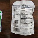 En esta imagen, difundida por la Administración de Alimentos y Medicamentos de Estados Unidos (FDA, por sus siglas en inglés) el 28 de octubre de 2023, se ve un paquete de puré de frutas WanaBana de manzana y canela. (FDA vía aP)