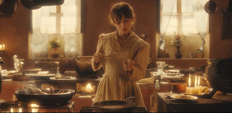 En esta imagen proporcionada por HBO, Azul Guaita en una escena de Como agua para chocolate. (HBO vía AP)
