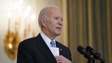 Biden: habrá vacunas para todos los adultos de EEUU en mayo
