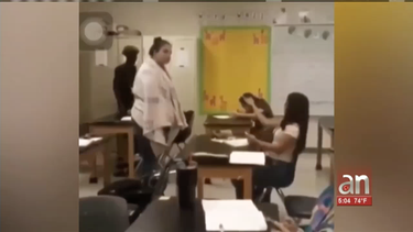 brutal golpiza le da una joven a una companera de clases tras decirle gorda y fea en un high school de miami