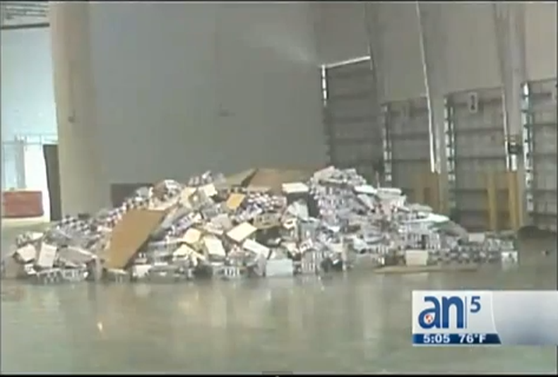 Roban más de 200 mil dólares de la bebida energizante Red Bull a comercio de Medley.