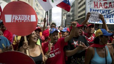 Asamblea resuelve iniciar juicio político a Nicolás Maduro