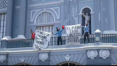 cinco anos de carcel para opositores que protestaron el 26 de julio en santiago de cuba