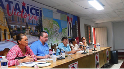 ministro de salud de cuba minimiza brote en matanzas y niega muertes por dengue pese al colapso sanitario
