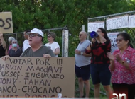 propietarios de un condominio en miami protestas por el mal estado de su edificio