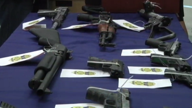 operativo policial confisca armas y realiza unos 56 arrestos
