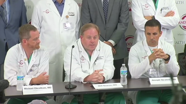 Equipo de 8 cirujanos de hospital de Orlando estuvo a cargo de salvar la vida a decenas de heridos de la masacre