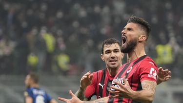 Milan vence a Inter  2-1 en el clásico milanés