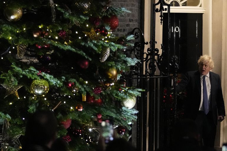 GB: Denuncian fiestas en residencia del primer ministro