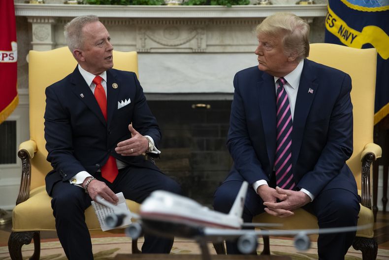 AMN-GEN_TRUMP-JUICIO_POLITICO-LEGISLADOR_TRANSFUGA-0.jpg