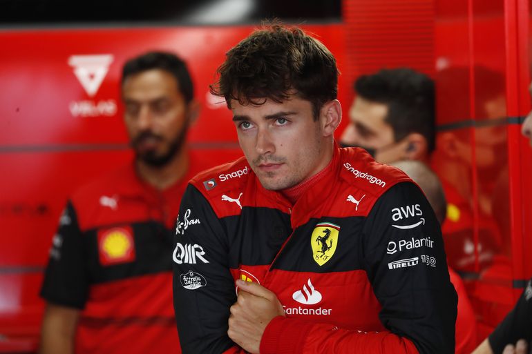 Leclerc gana la pole en GP de España, superando a Verstappen