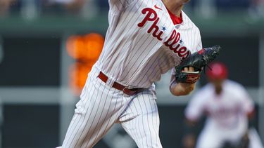 Filis ganan 7-2 a Nacionales; gran labor de Gibson