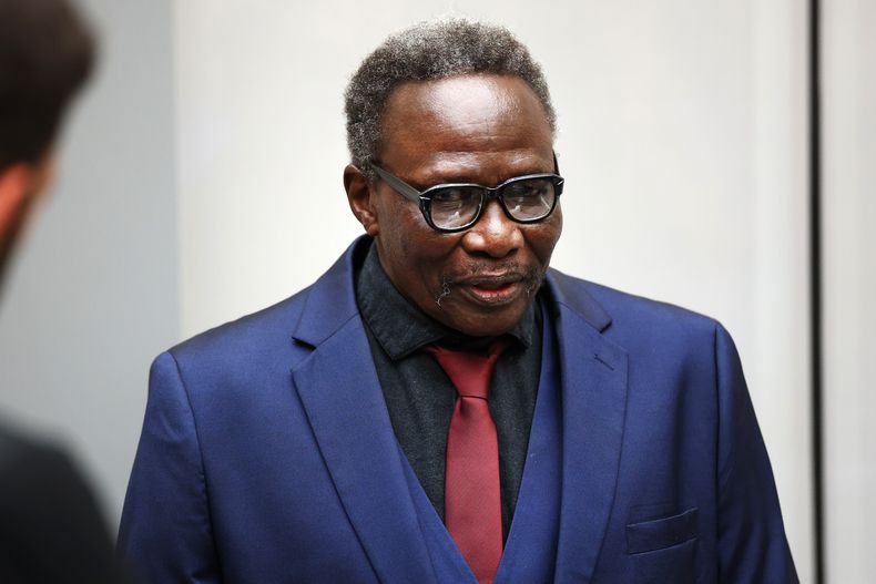 Ali Muhammad Ali Abd-Al-Rahman asiste a una audiencia en la Corte Penal Internacional (CPI) en La Haya, Países Bajos, el lunes 6 de octubre de 2025. (Piroschka van de Wouw/Pool Photo vía AP)