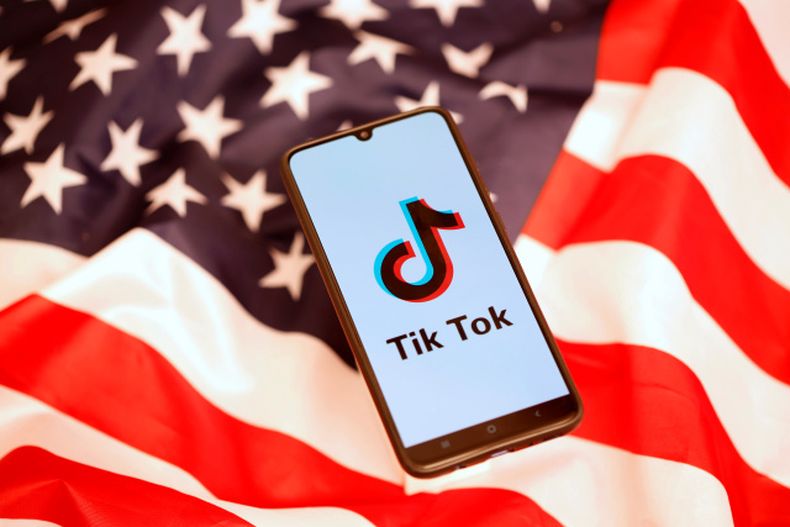 2020-11-11T090526Z_1_LYNXMPEGAA0H2_RTROPTP_4_USA-CHINA-TIKTOK.jpg