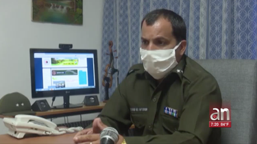 un cubano fue arrestado en pinar del rio cuando supuestamente cambiaba en la calle 500 dolares