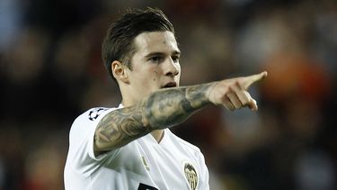 Condenan al jugador del Celta Santi Mina a 4 años por abuso
