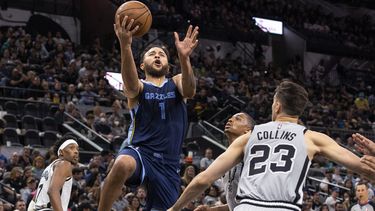 Grizzlies amarran 2do lugar en el Oeste al vencer a Spurs