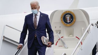 Lluvia de reveses caen sobre Biden en una sola tarde