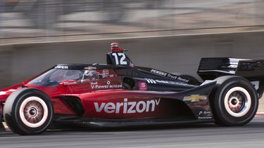 Power levanta título de la IndyCar, Palau gana Laguna Seca