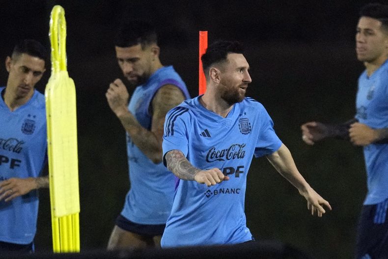 DEP-FUT MUNDIAL HOLANDA-ARGENTINA