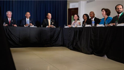 obama se reunio con disidentes cubanos en panama