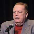 Flynt ofrece 10 millones por información que dañe a Trump