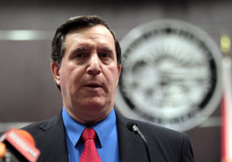 Joe Carollo dejó de ser Administrador de la Ciudad de Doral.