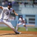 Kershaw y Dodgers someten a Rockies, alcanzan 111 triunfos