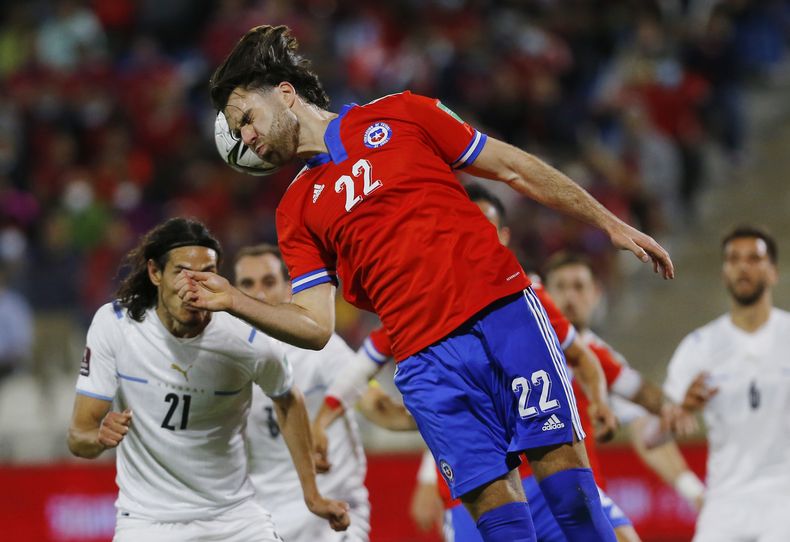 DEP-FUT MUNDIAL CHILE-URUGUAY