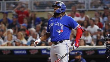 Azulejos ganan 9-3 a Mellizos; Guerrero dispara jonrón