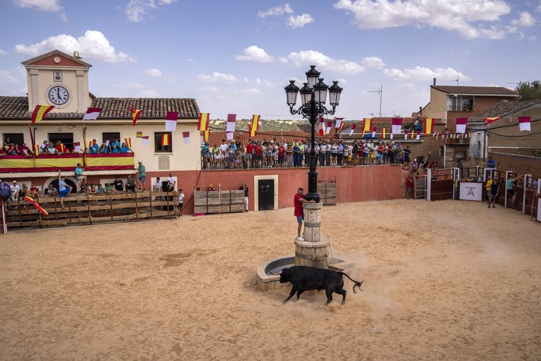 EUR-GEN ESPAÑA-FESTIVALES TAURINOS-MUERTES