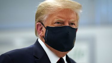 Trump defiende medicamento desaprobado contra el COVID-19
