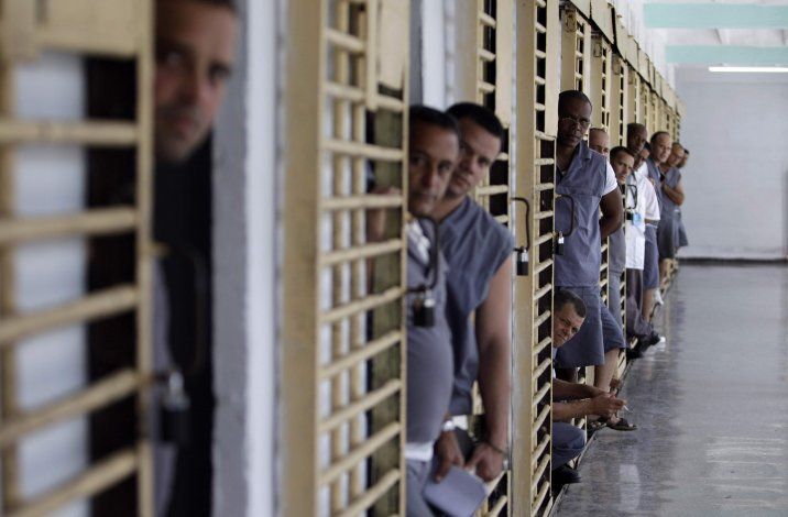 Preso político cubano denuncia brote de dengue en la cárcel capitalina de El Pitirre