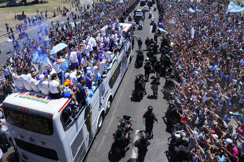 DEP-FUT MUNDIAL-ARGENTINA-REGRESO